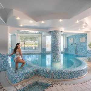 **** Отель Baia Imperiale Италия
