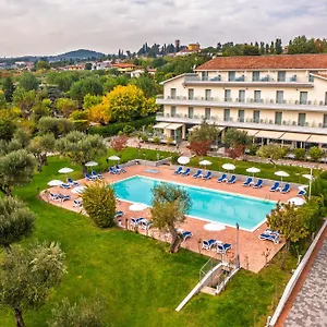 Paradiso 4* Moniga del Garda