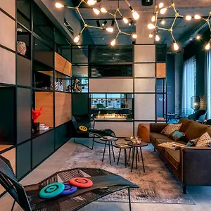 Moxy Milan Linate Airport 3* סגראטה