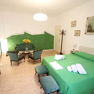 Gasthof Next Stop Casilino