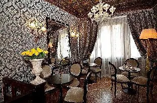 Ai Cherubini Venezia 3*,