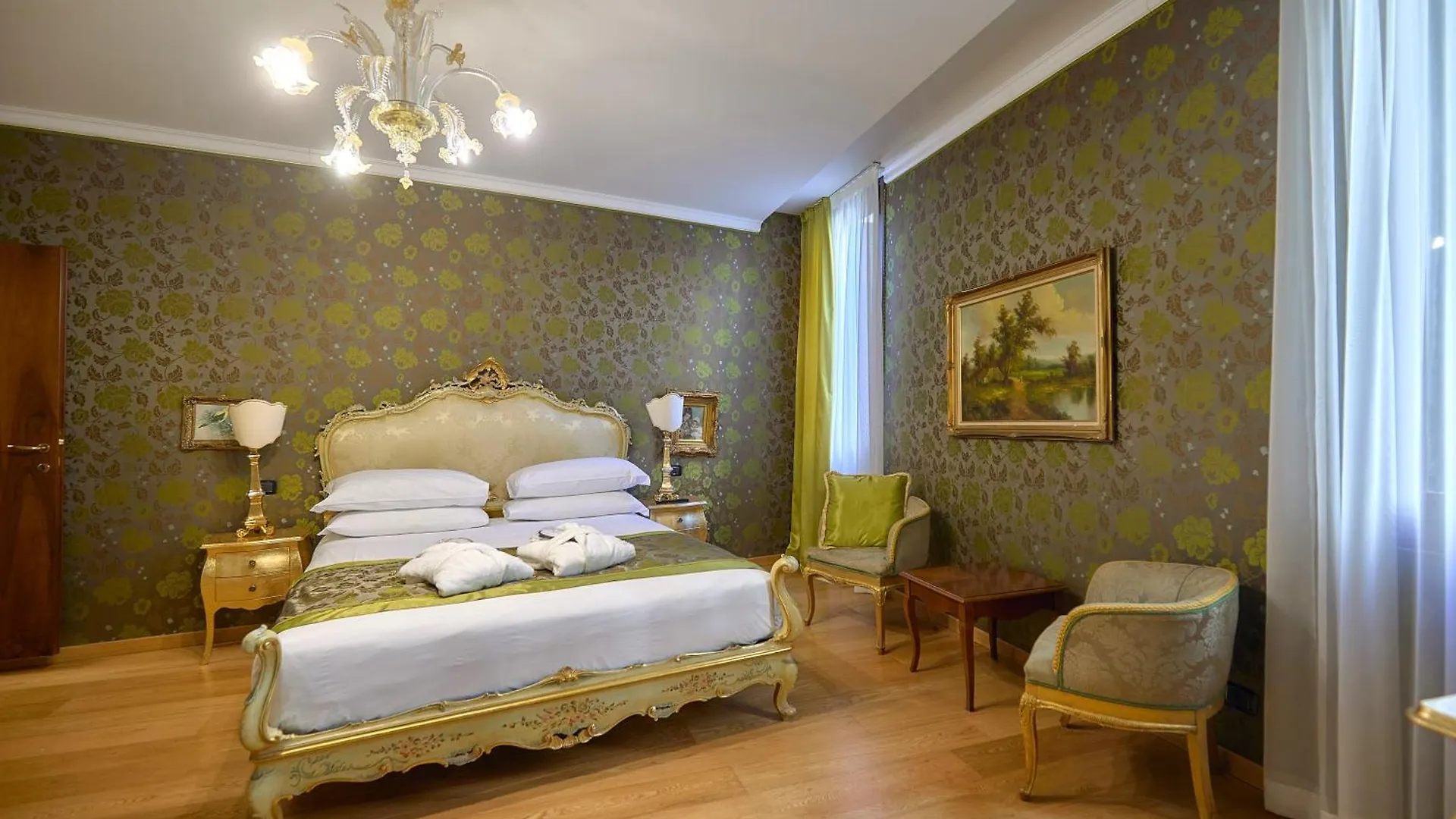 Ai Cherubini Venezia 3*,