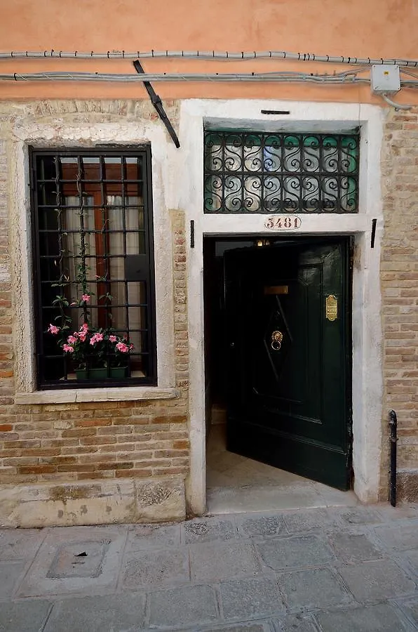 Ai Cherubini Venezia Affittacamere